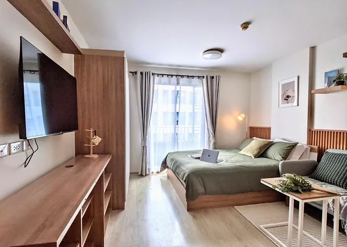 Elio Sukhumvit 64: Chic Space